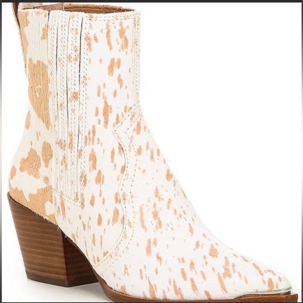 NWT Dolce Vita Serna HairCalf Western Booties